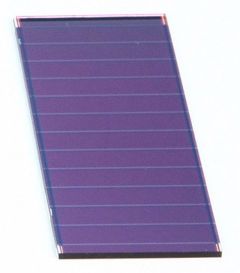 CELSA-12-072-032 Cellule solaire Si amorphe - 72x32mm, 12 bdes, 1,8mm 10mA/6,8V@1kW/m²